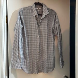 Clearance❗️ New Slim Fit Button Down Shirt Size Large by Uniqlo